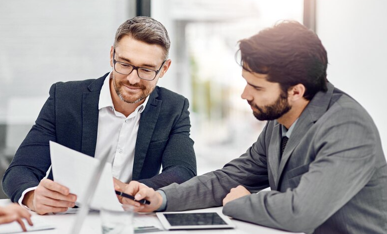 How to Choose the Right Financial Advisor in Nashville TN